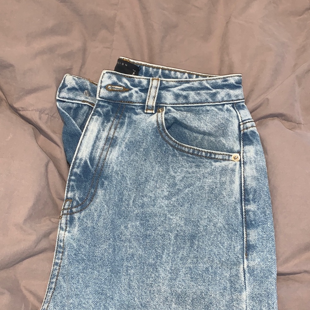 ASOS DESIGN mom jeans